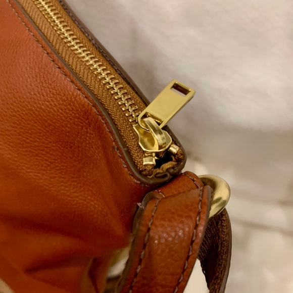 Fossil Tan Leather Crossbody Bag
NWOT - Picture 6 of 8